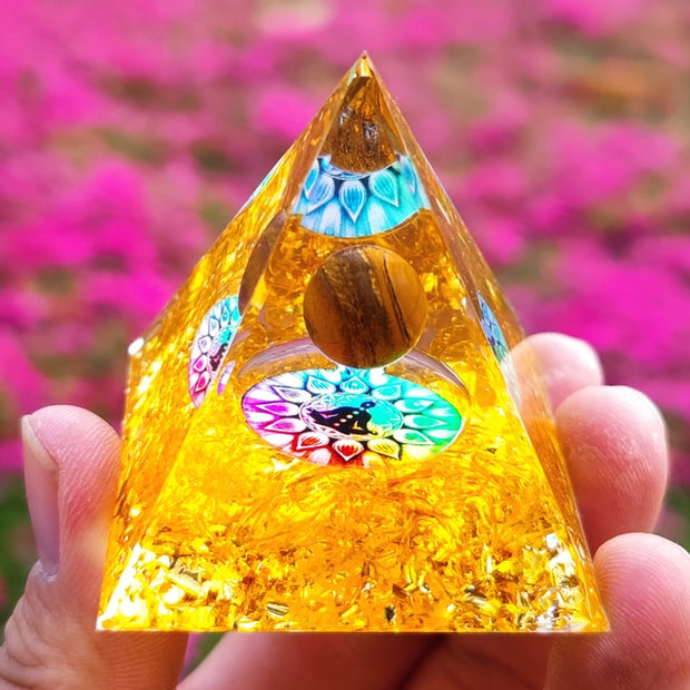 Affordable Pyramid Crystal Natural Stone Amethyst