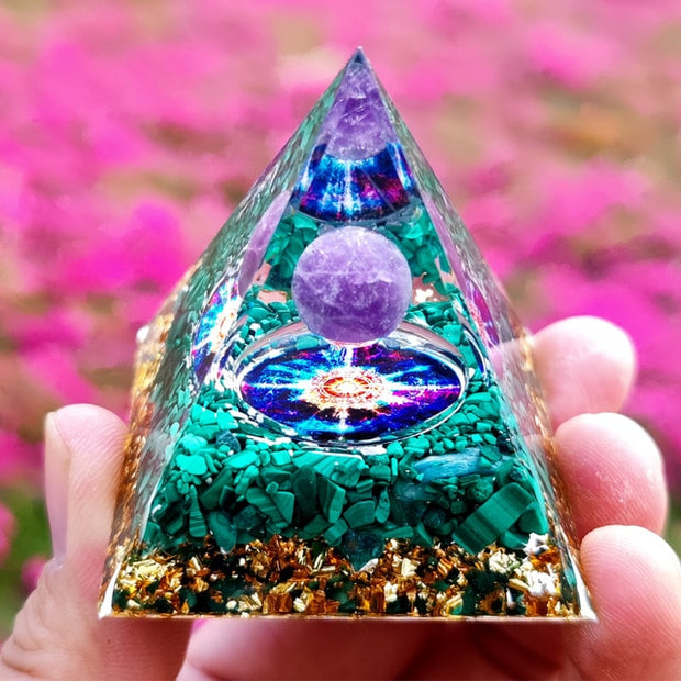 Affordable Natural Stone Amethyst Crystal Pyramid